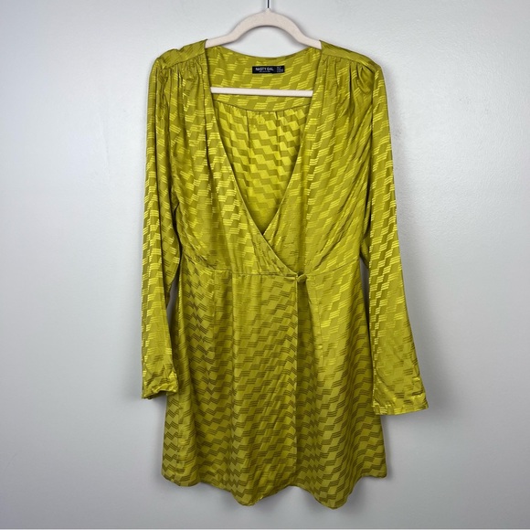 NASTY GAL satin jacquard wrap front mini DRESS - Picture 4 of 6